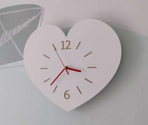 Zegar ścienny serduszko Prestige