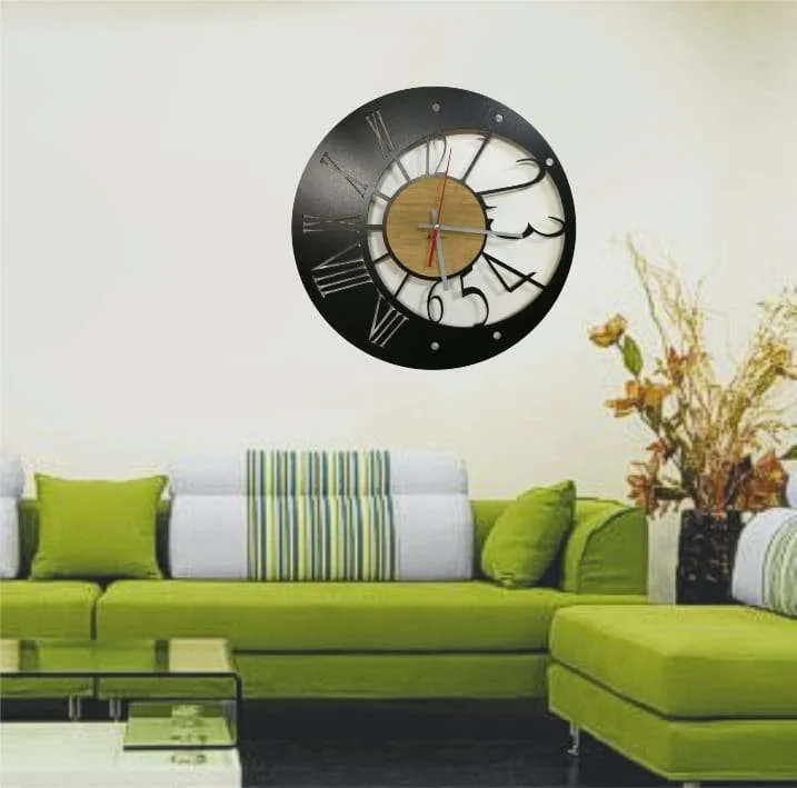 Ozdobny zegar ścienny