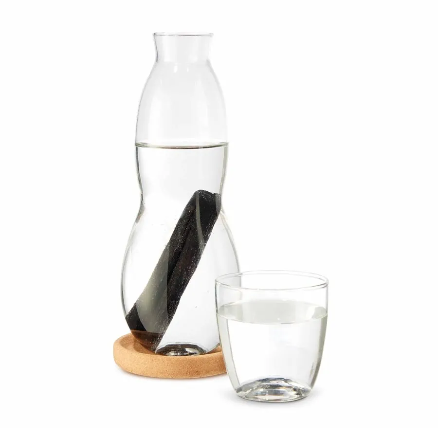 Karafka na wodę (800 ml) Eau Good Black+Blum