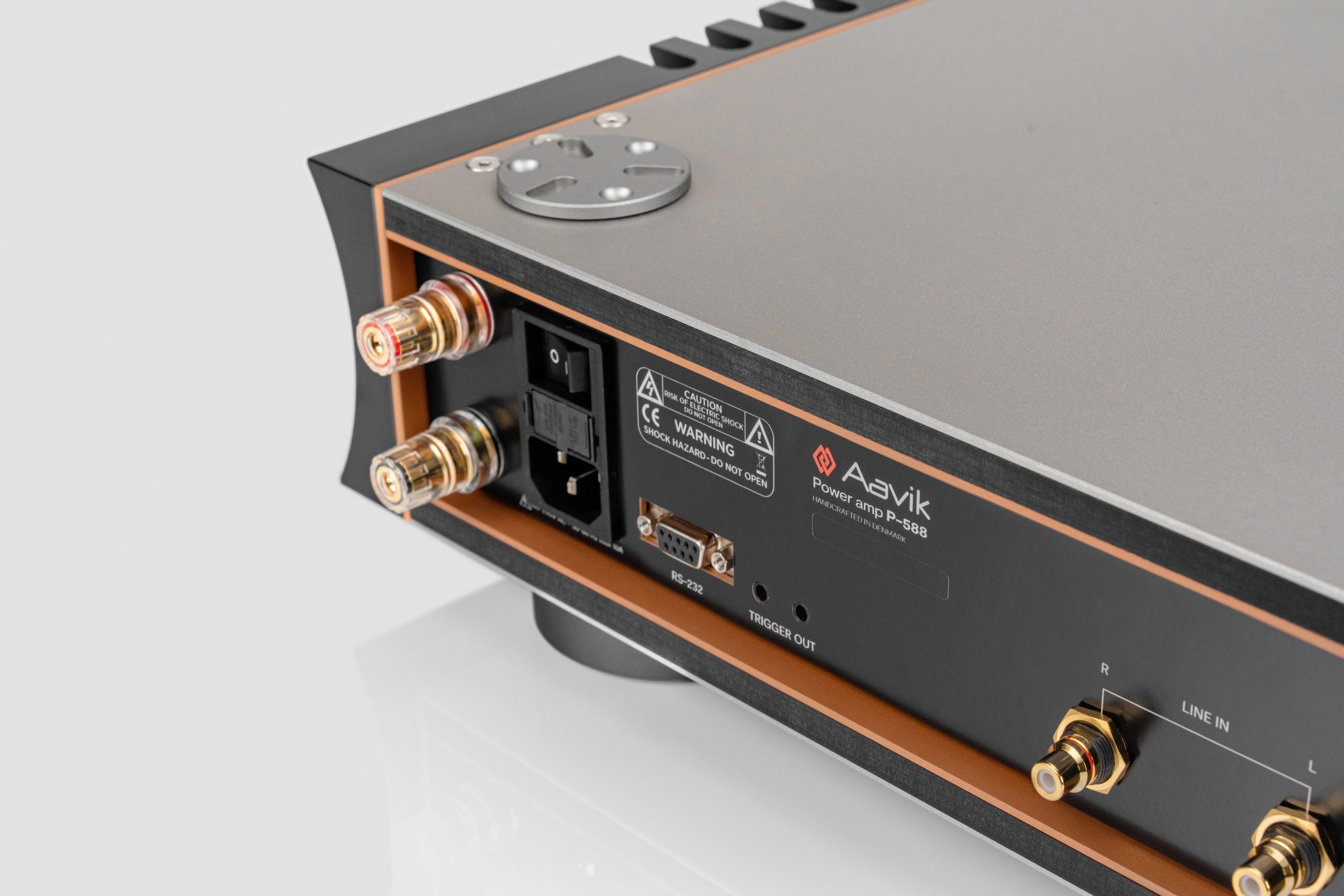 Wzmacniacz mocy Aavik Aavik P-588