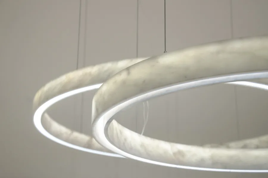 LIGHT BEAM O Inarchi lampa wisząca