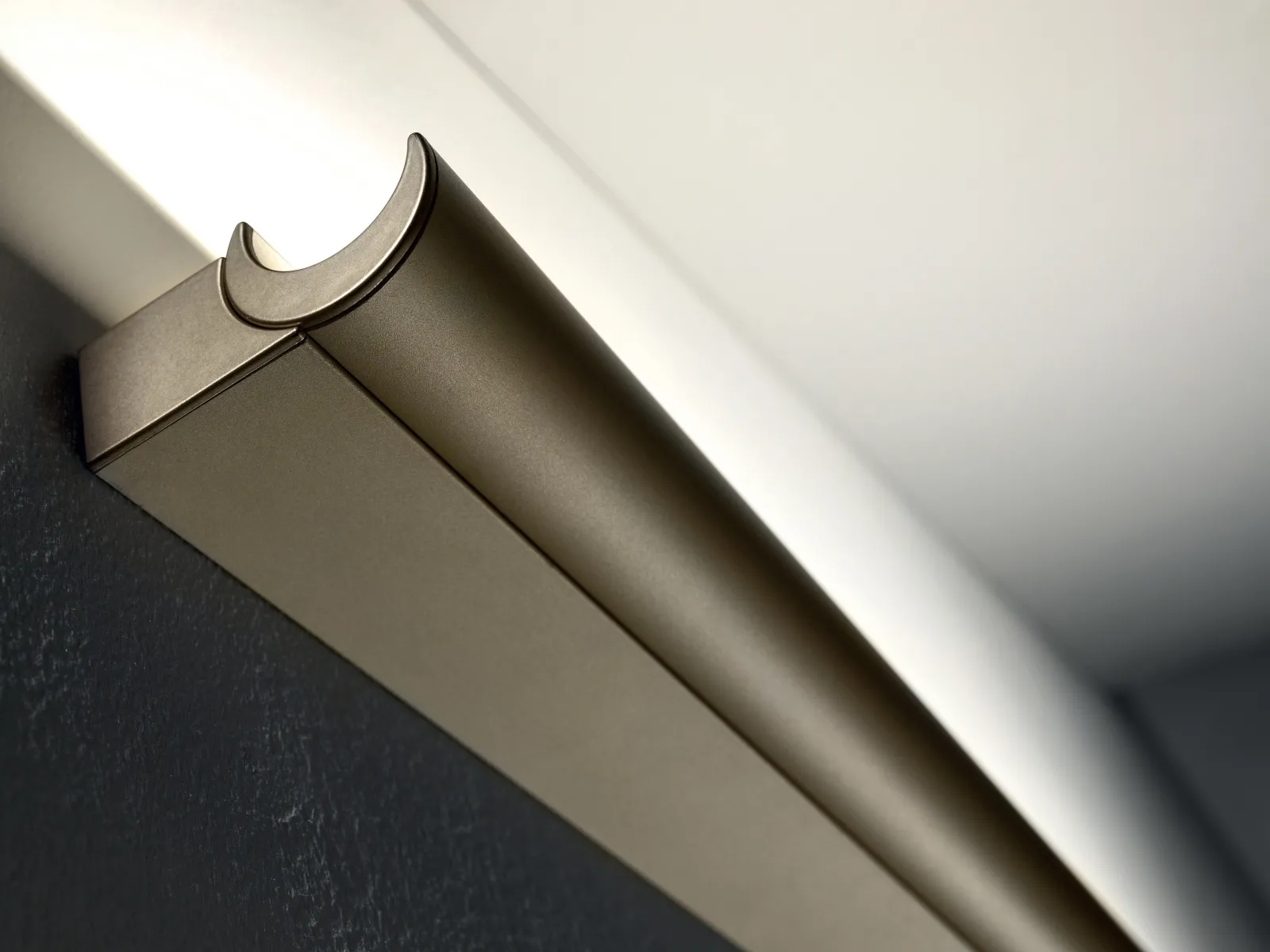 HALFPIPE 2 M Linea Light Decorative kinkiet - Aluminium