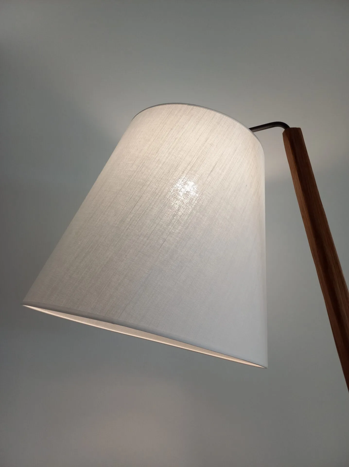 MEGA WOOD HPlampy drewniana lampa podłogowa