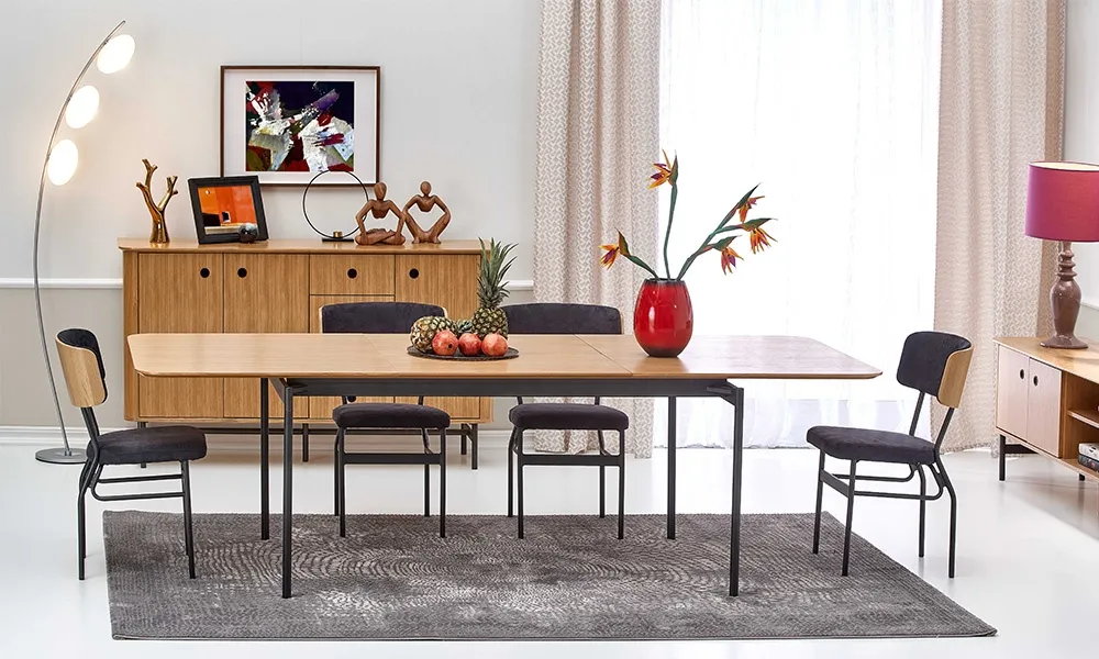 Komoda z szufladami i drzwiami dąb naturalny 167 cm Clever