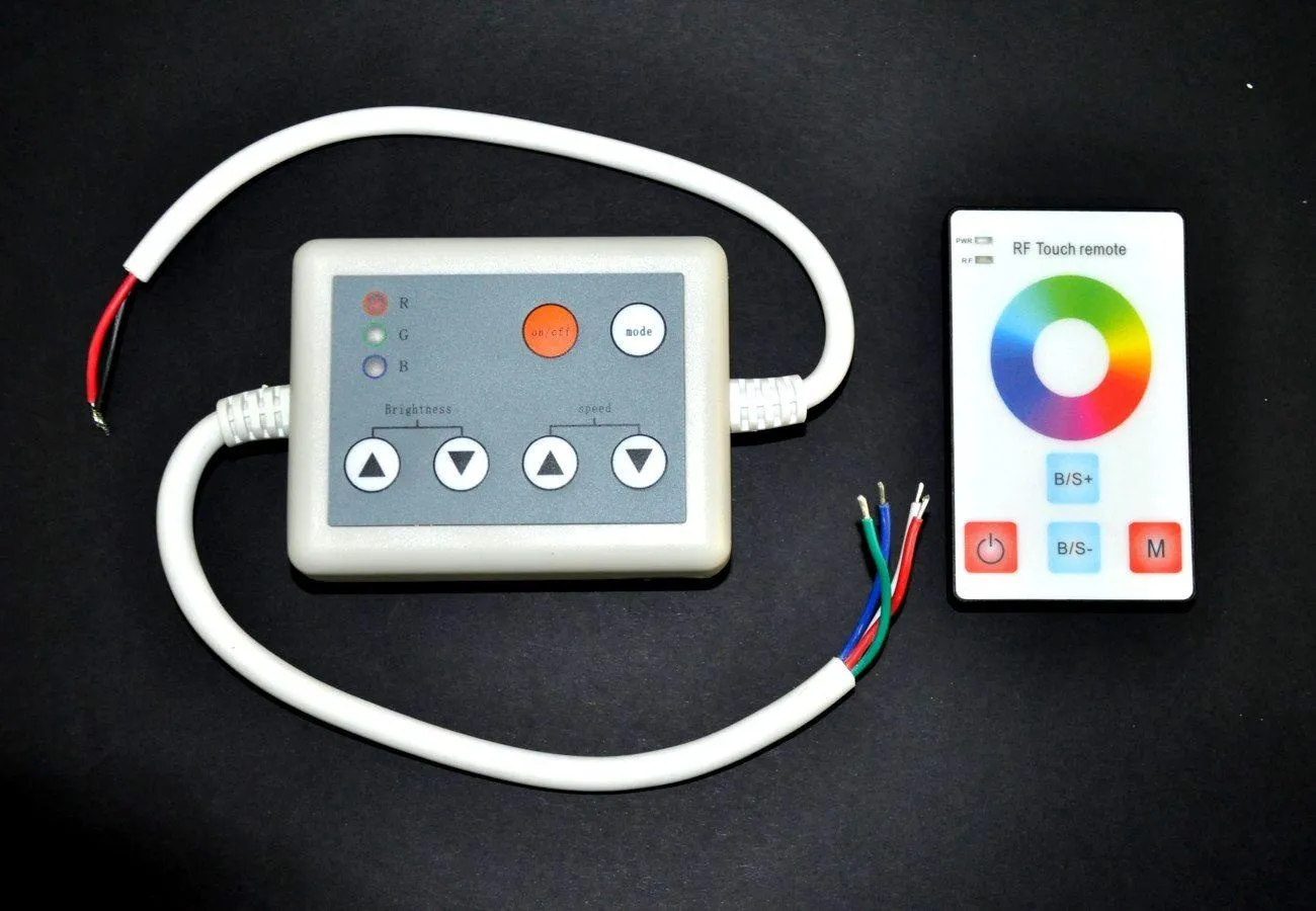 Sterownik RGB 144W pilot dotykowy - 4 przyciski, radiowy - SY