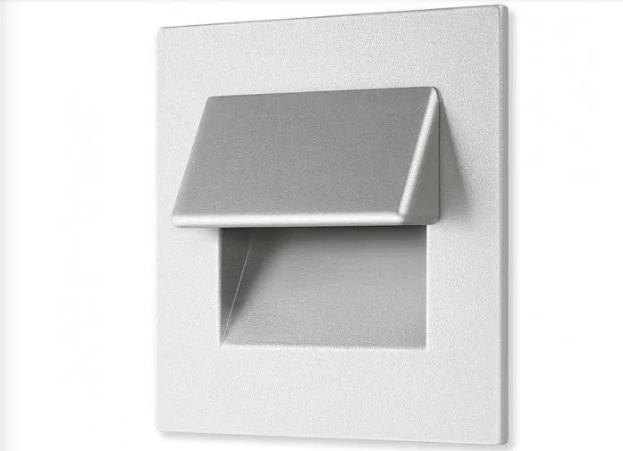 Oprawa LED  z daszkiem