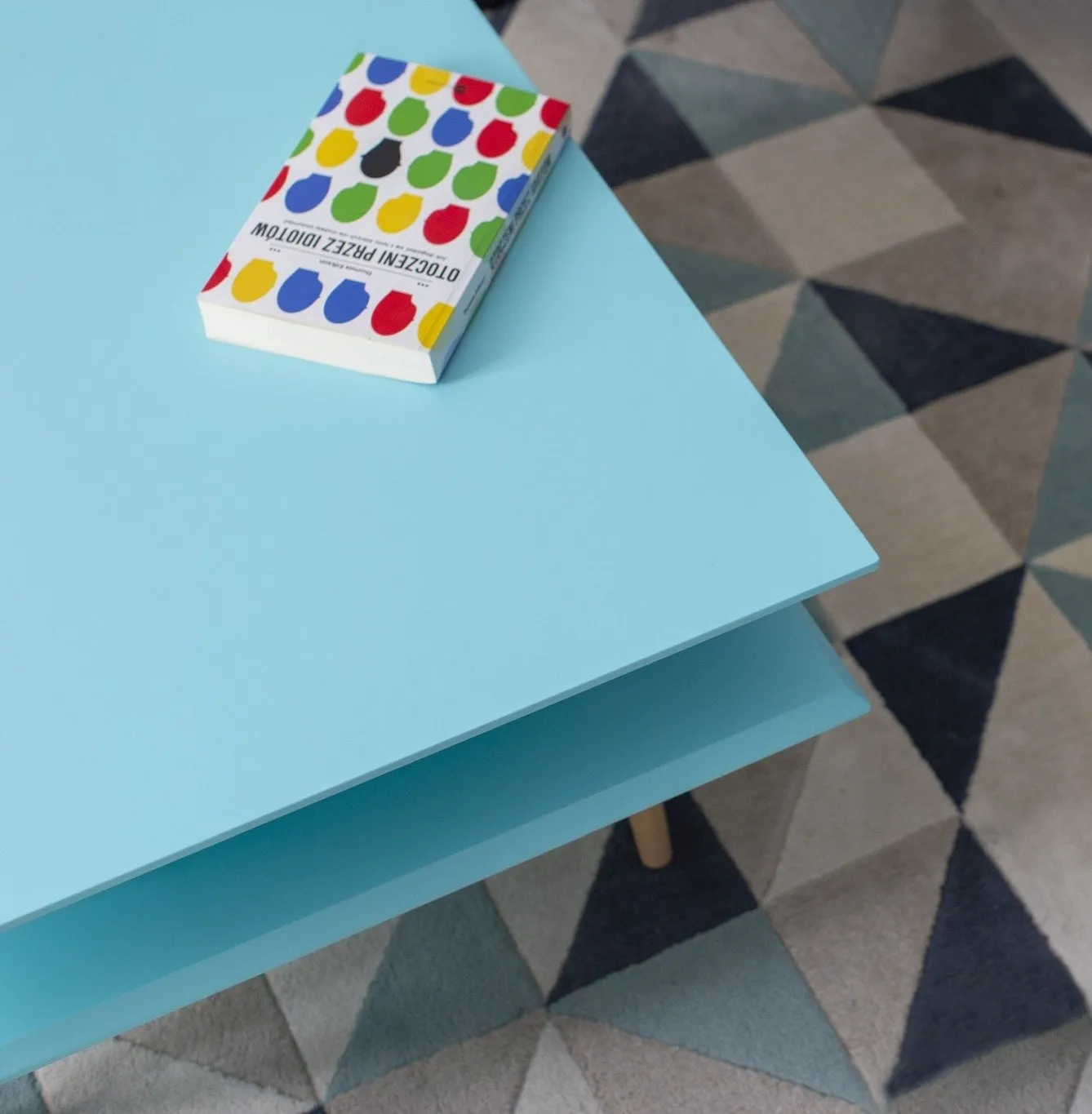 Stolik Kawowy SQUARE 68x68x35cm - Biały