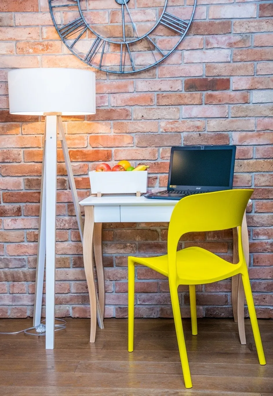 Biurko LILLO 85x40cm  Różowe