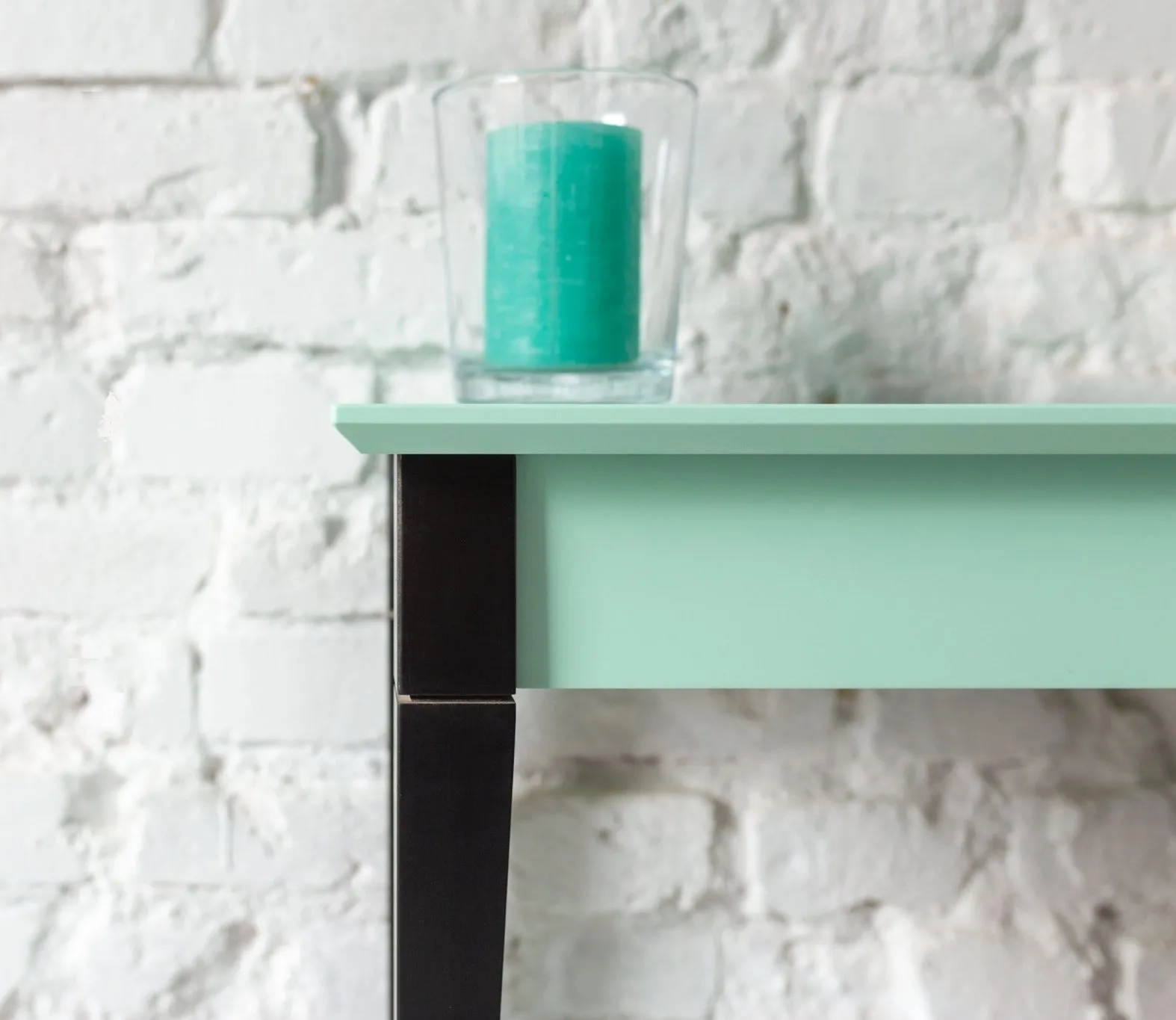 Biurko MIMO z Szufladą - 85x40cm Czarne Nogi / Czerwone