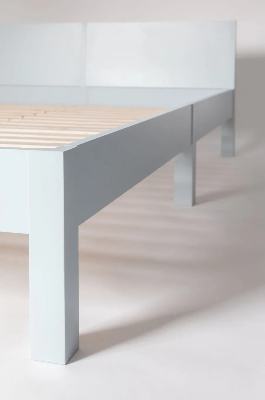 Łóżko DABI 160cm x 220cm / Biały