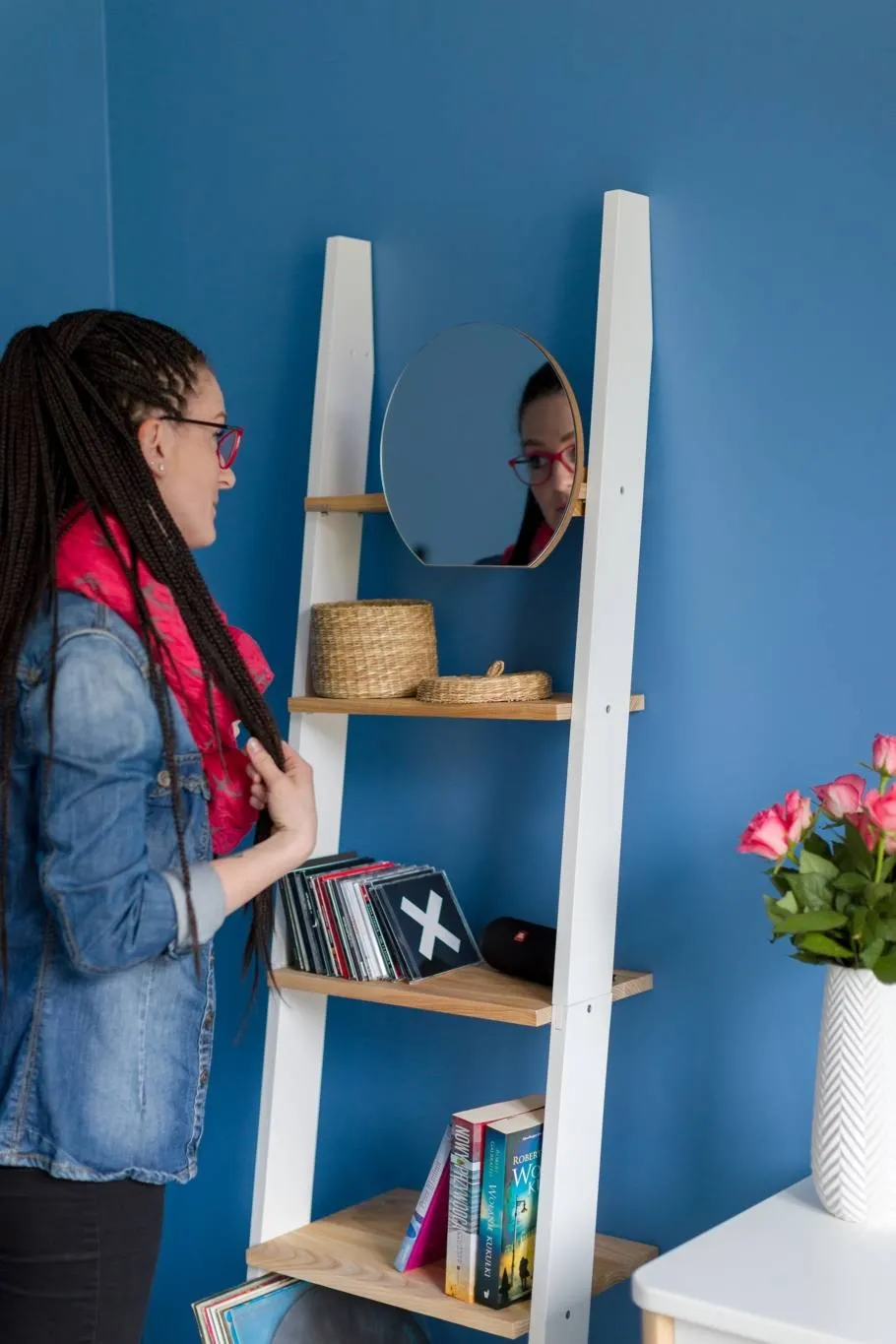 Regał Drabinka ASHME z Lusterkiem 45x35x180cm - Jesionowe Półki/Szałwiowy