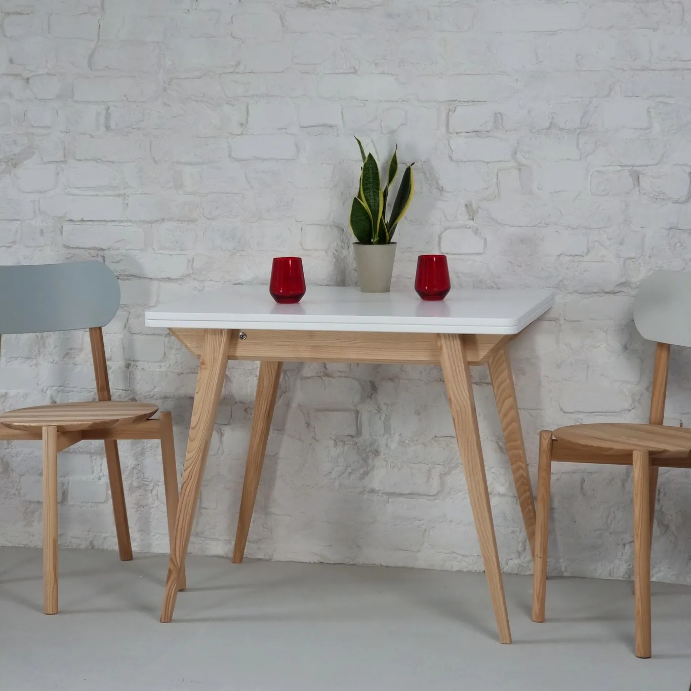 Stół ENVELOPE Rozkładany 90x65cm Biały Orzech