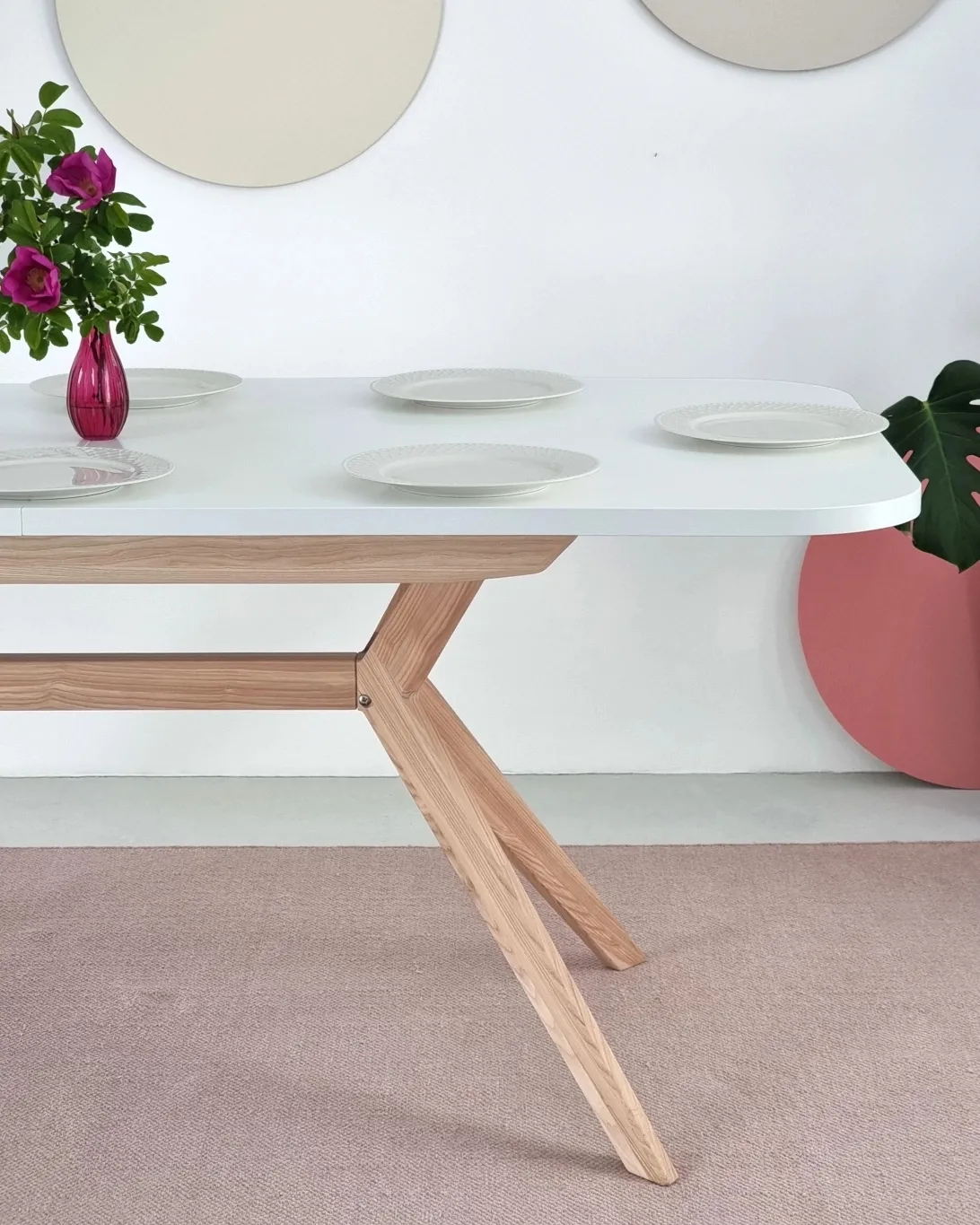 Rozkładany 8 osobowy stół do jadalni Biju Biały