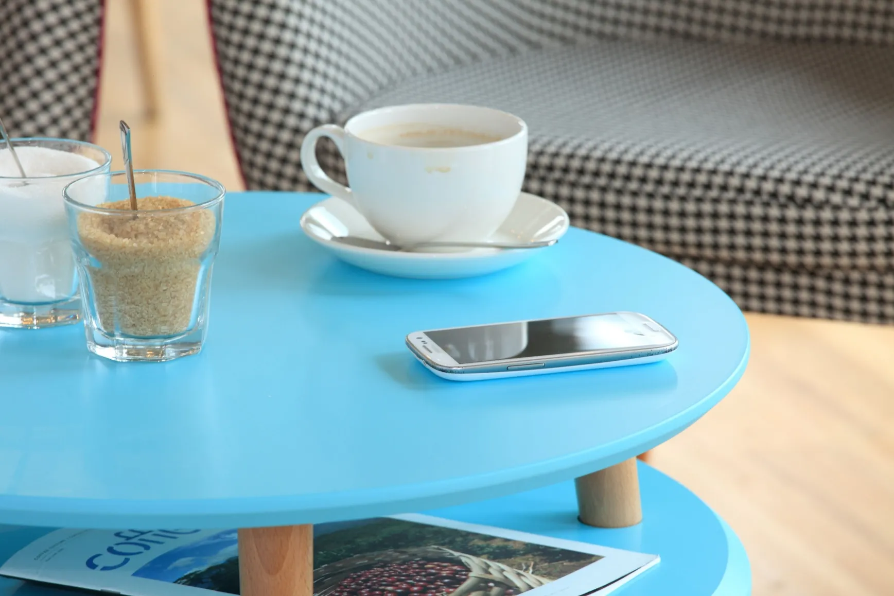 Stolik Kawowy UFO śr. 45cm wys. 61cm Turkus