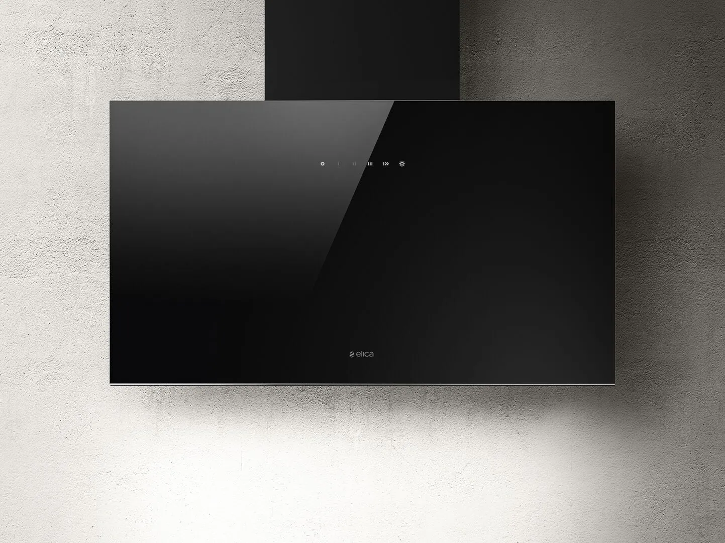 ELICA Okap przyścienny PLAT BL/F/55 PRF0164946A Użyj kodu rabatowego 12ELI24 i płać mniej