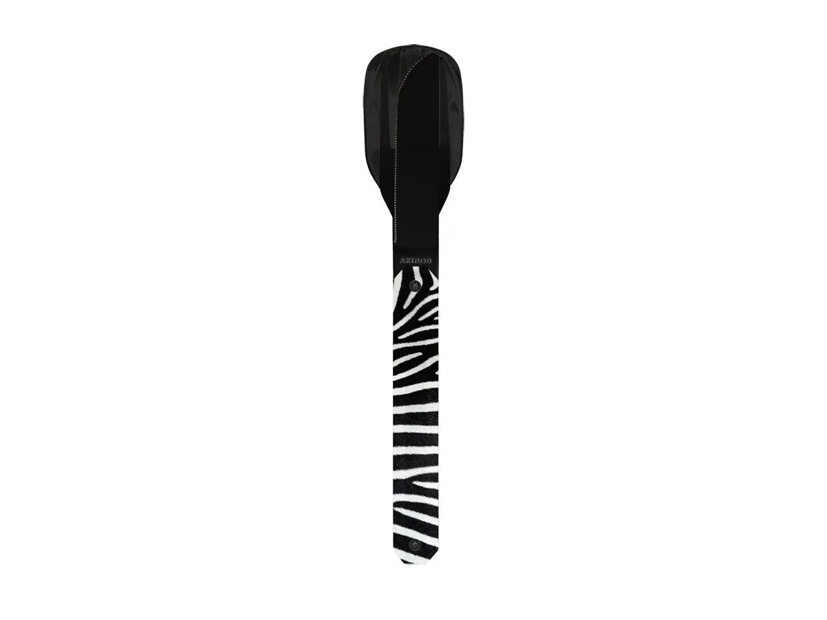 Akinod MAGNETIC STRAIGHT CUTLERY 12H34 BLACK MIRROR Zèbre
