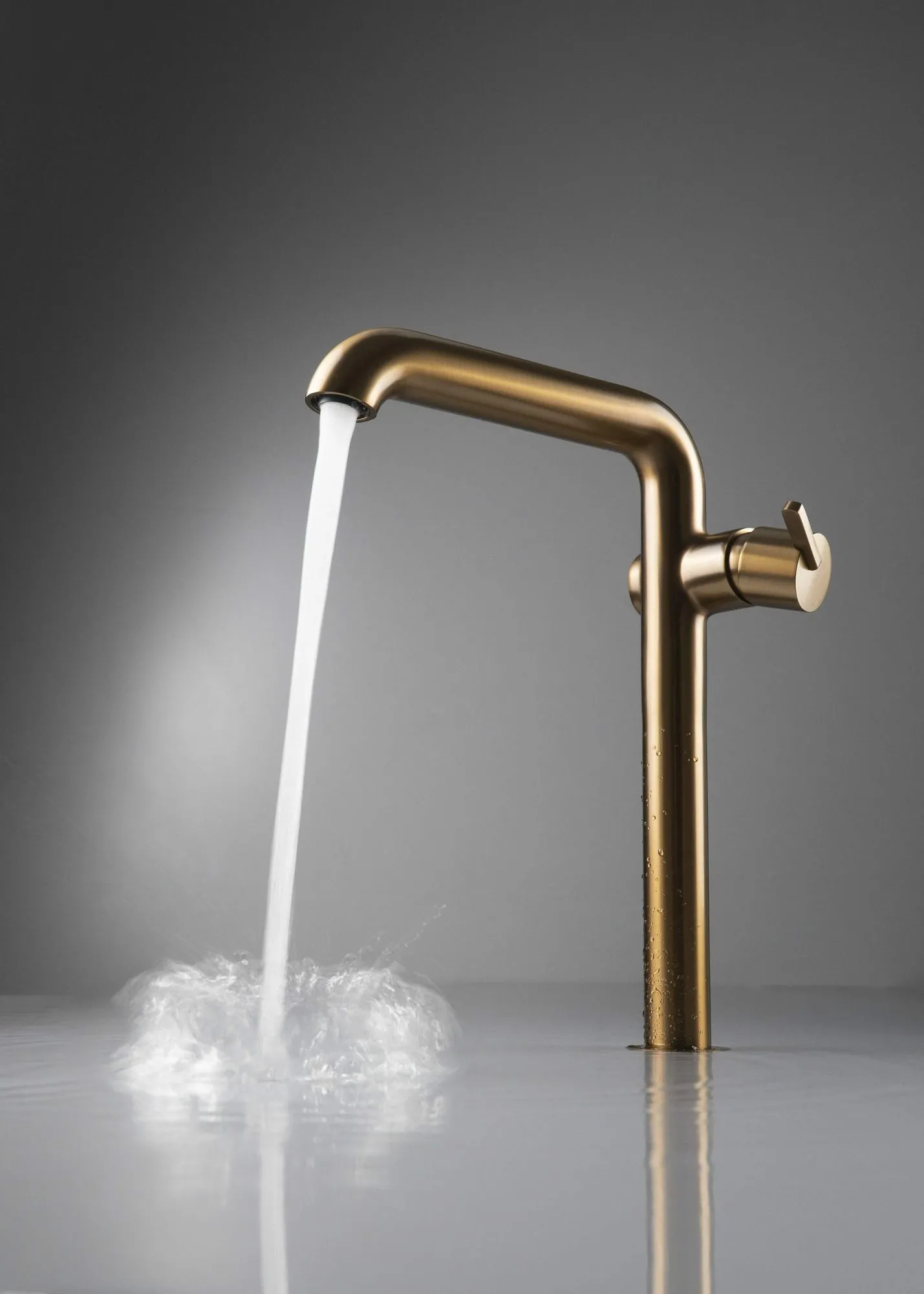 Deante BQS_C24K Bateria umywalkowa wysoka z prostokątną wylewką