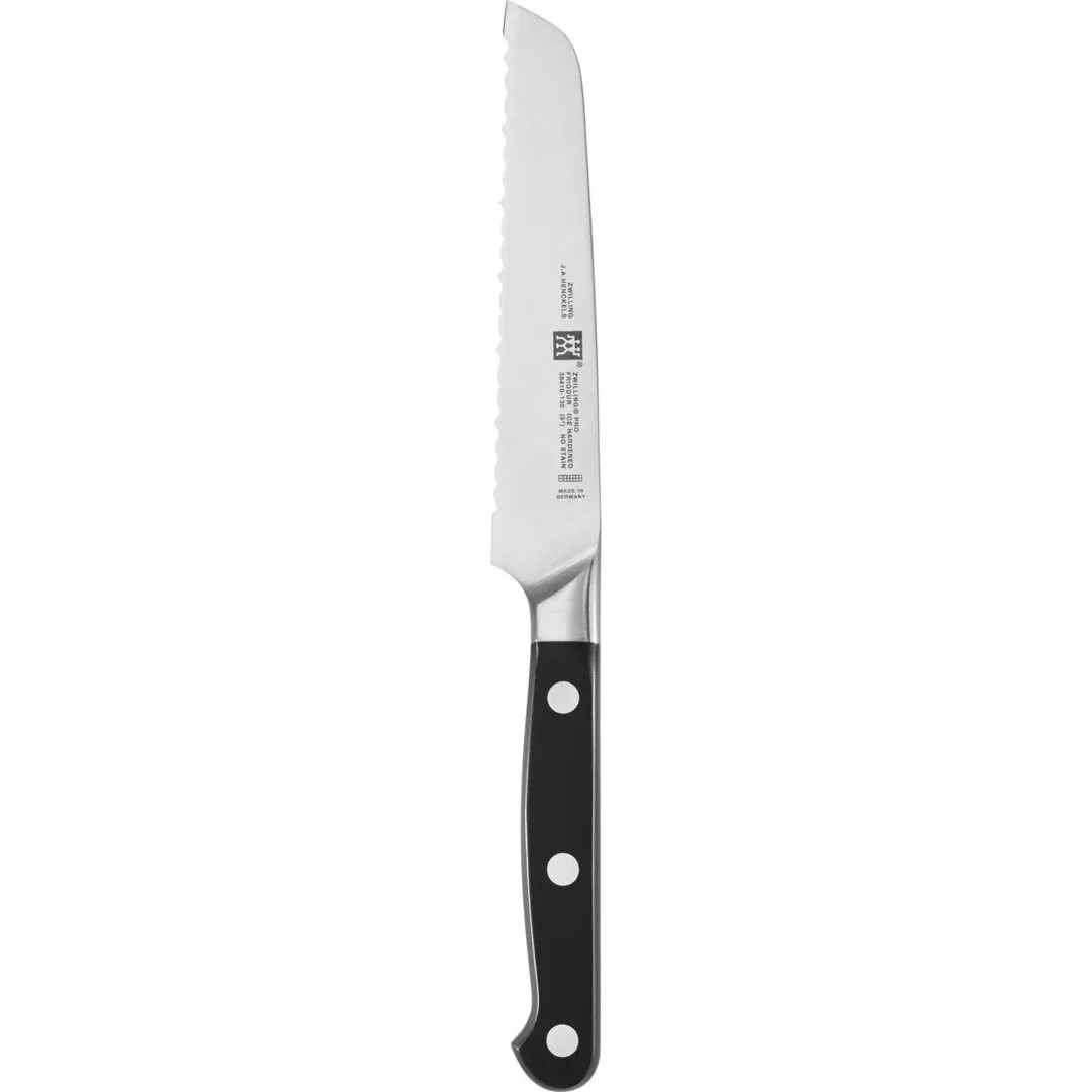 ZWILLING PRO Nóż uniwersalny z ząbkami 15.1 13 cm