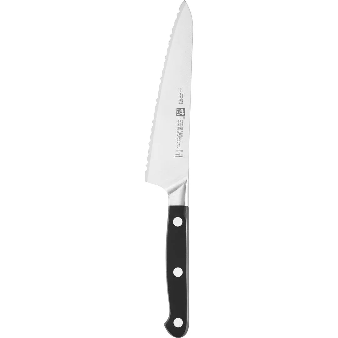 ZWILLING PRO Kompaktowy nóż szefa kuchni z ząbkami 14 cm