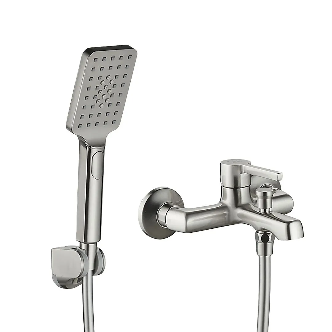 LAVEO Alita - bateria wannowa ścienna z zestawem natryskowym