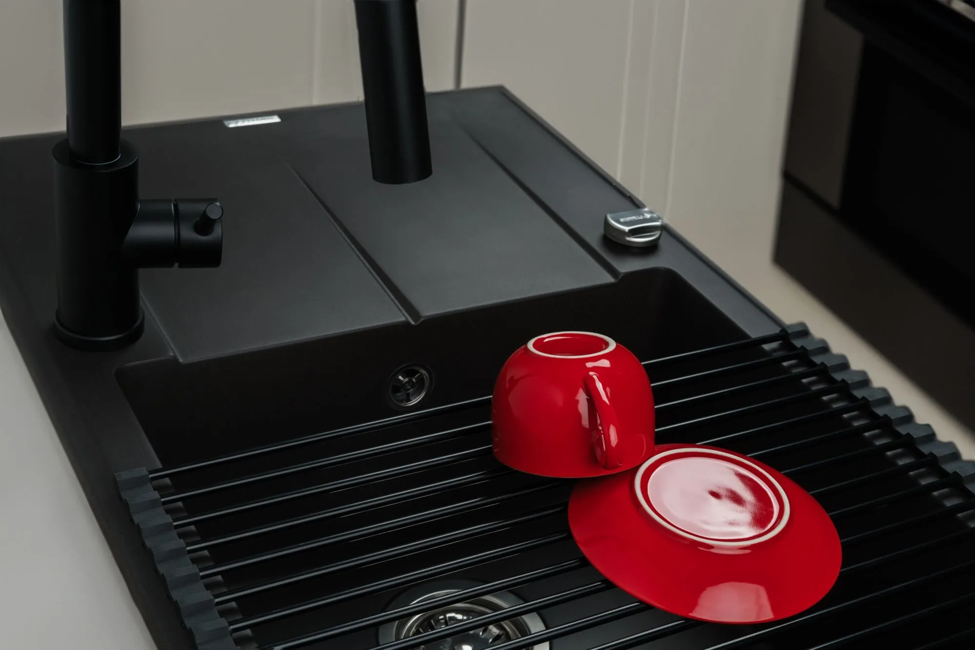 Pyramis Zlew. KEROS (76x48) 1B 1D karbon + bateria Flessi