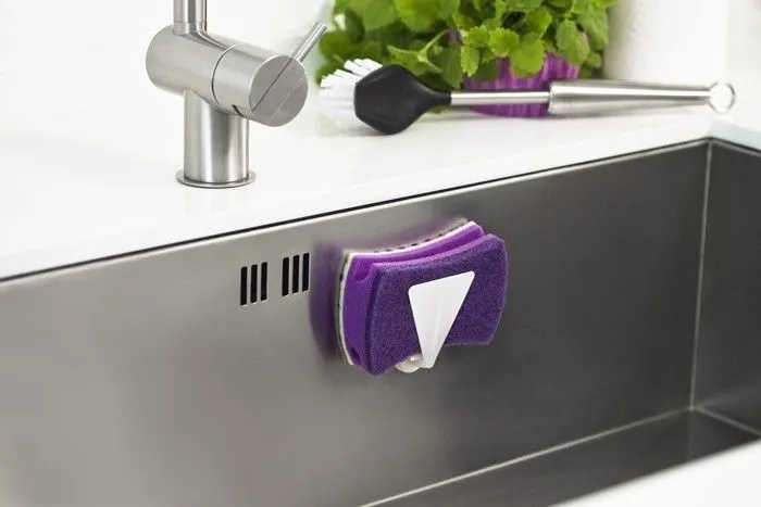 Magnetyczny uchwyt na gąbkę biały