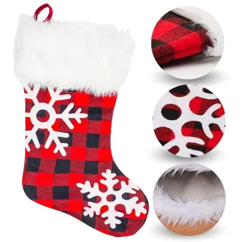 Skarpeta świąteczna w kratę prezenty zawieszka kominek dekoracja na choinkę