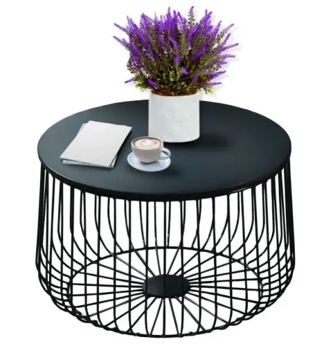 Okrągły metalowy stolik kawowy w nowoczesnym stylu