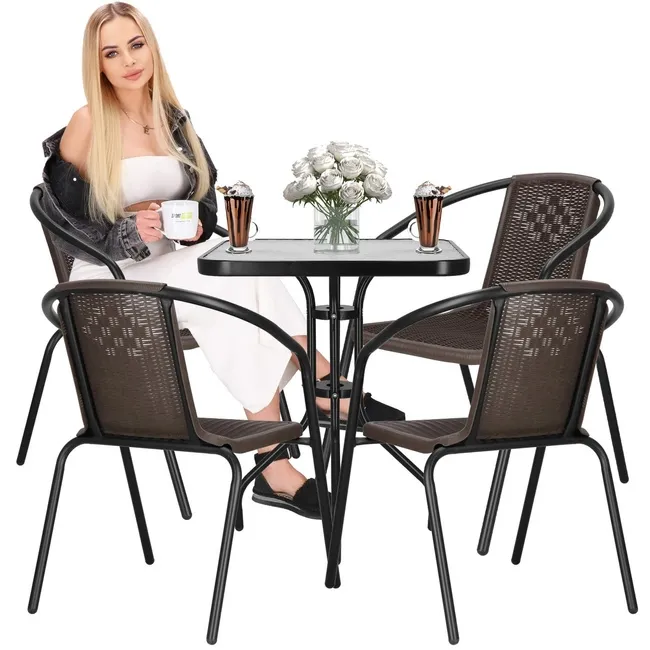 Meble tarasowe: stolik kawowy z bezbarwnego szkła hartowanego, 4 krzesła metalowe do ogrodu czarno-brązowy