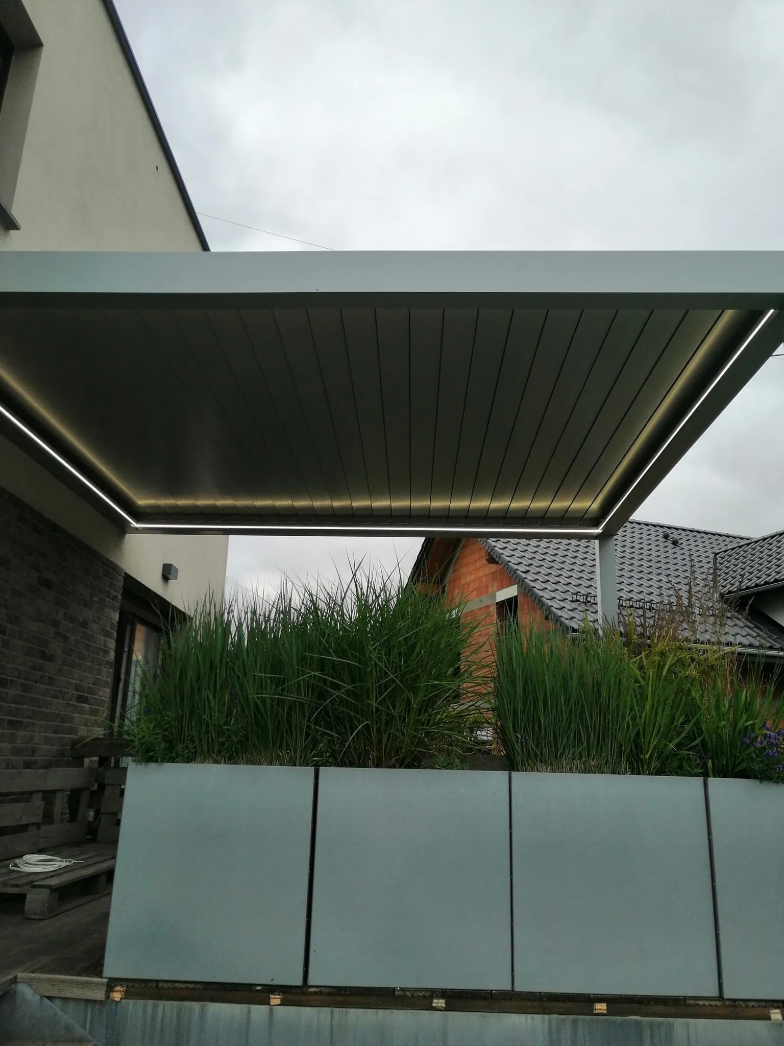 Zadaszenie tarasowe aluminiowe MOODWAY 300X300cm antracyt