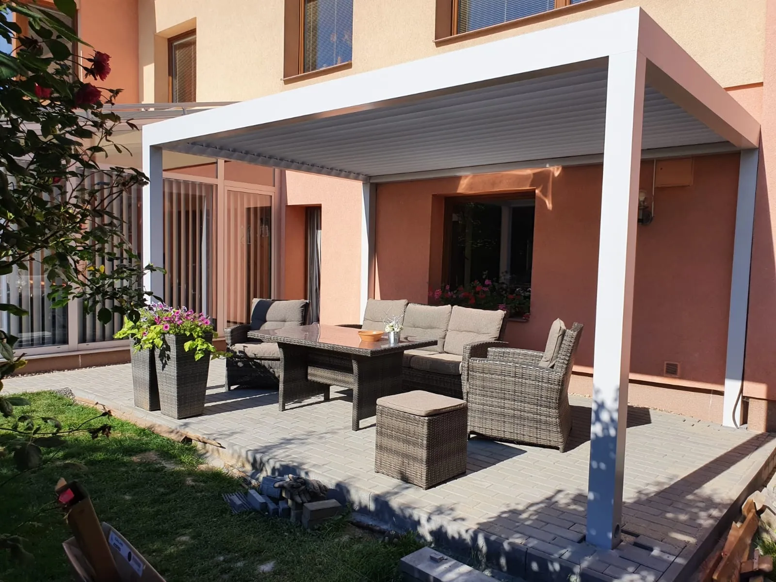 Zadaszenie tarasowe aluminiowe MOODWAY 300X400cm biały