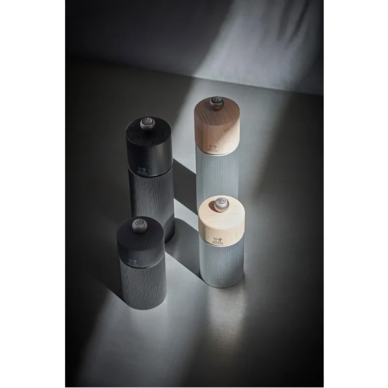 LINE Młynek do soli 18 cm Dark Carbone