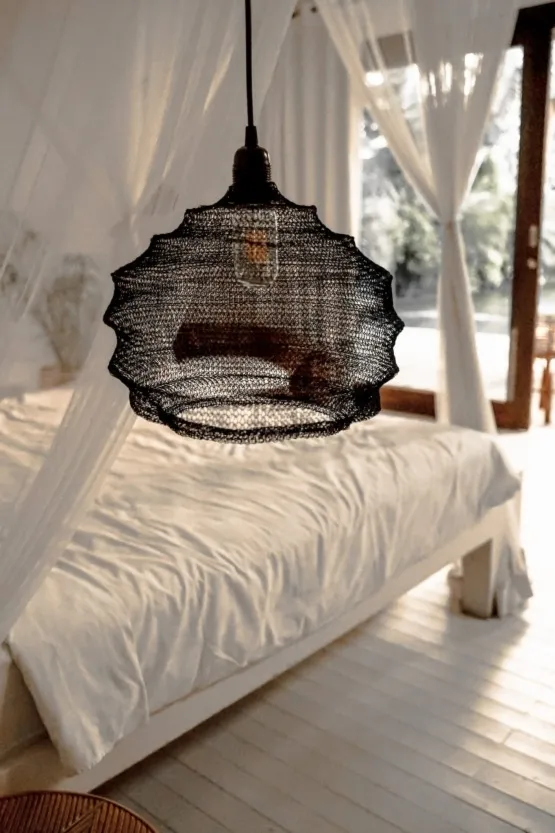 Lampa Denton metalowa czarna