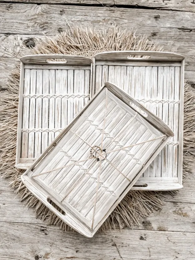 Zestaw trzech tac bambusowych z pokrowcem biały