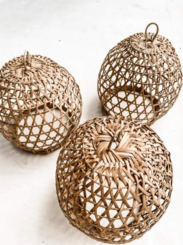 Zestaw Bento trzech lamp bambusowych okrągłych