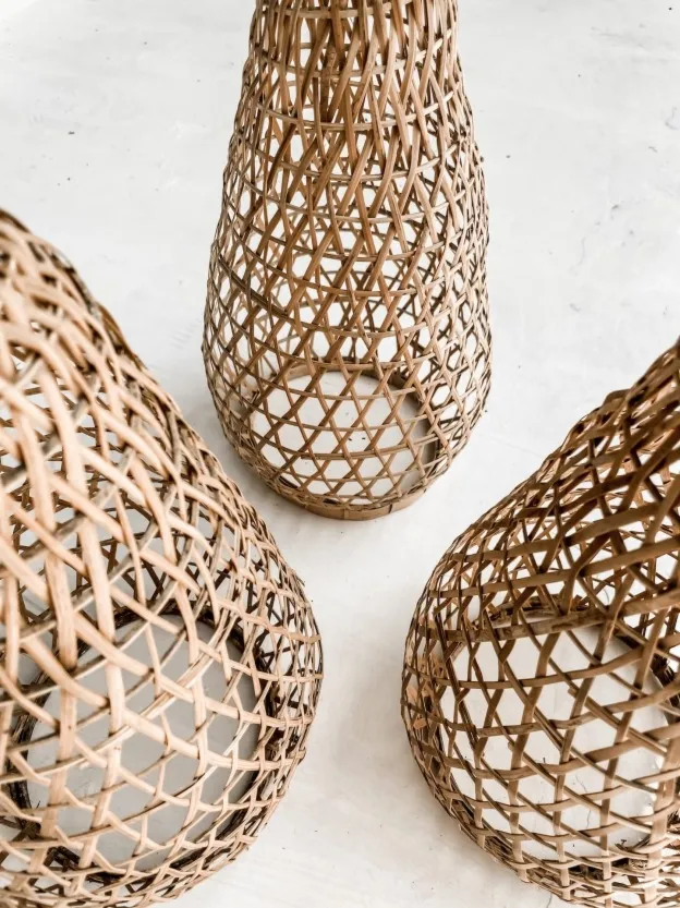 Zestaw Bento trzech lamp bambusowych stożkowych