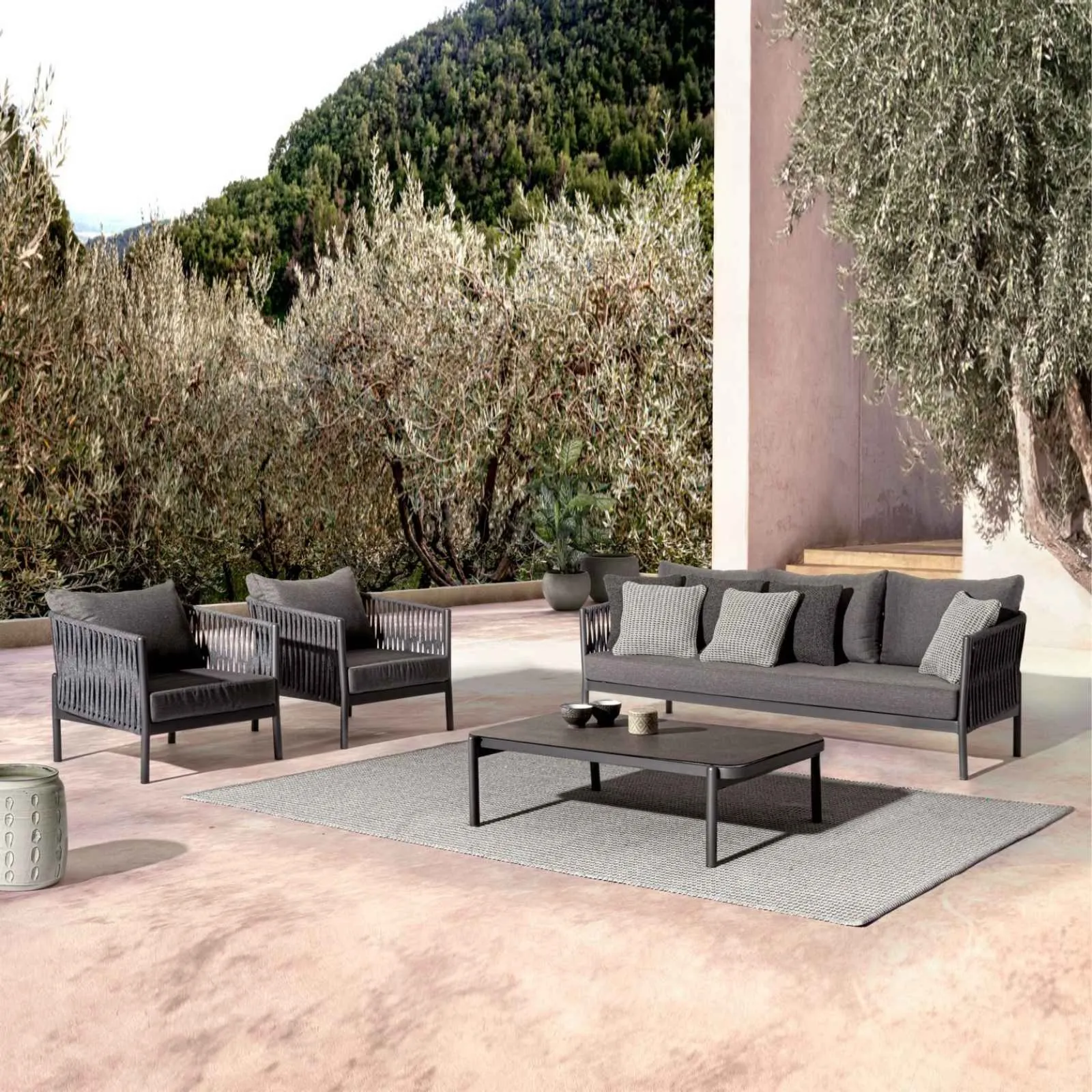 Zestaw mebli Fiora aluminium antracytowy 2 fotele sofa stolik