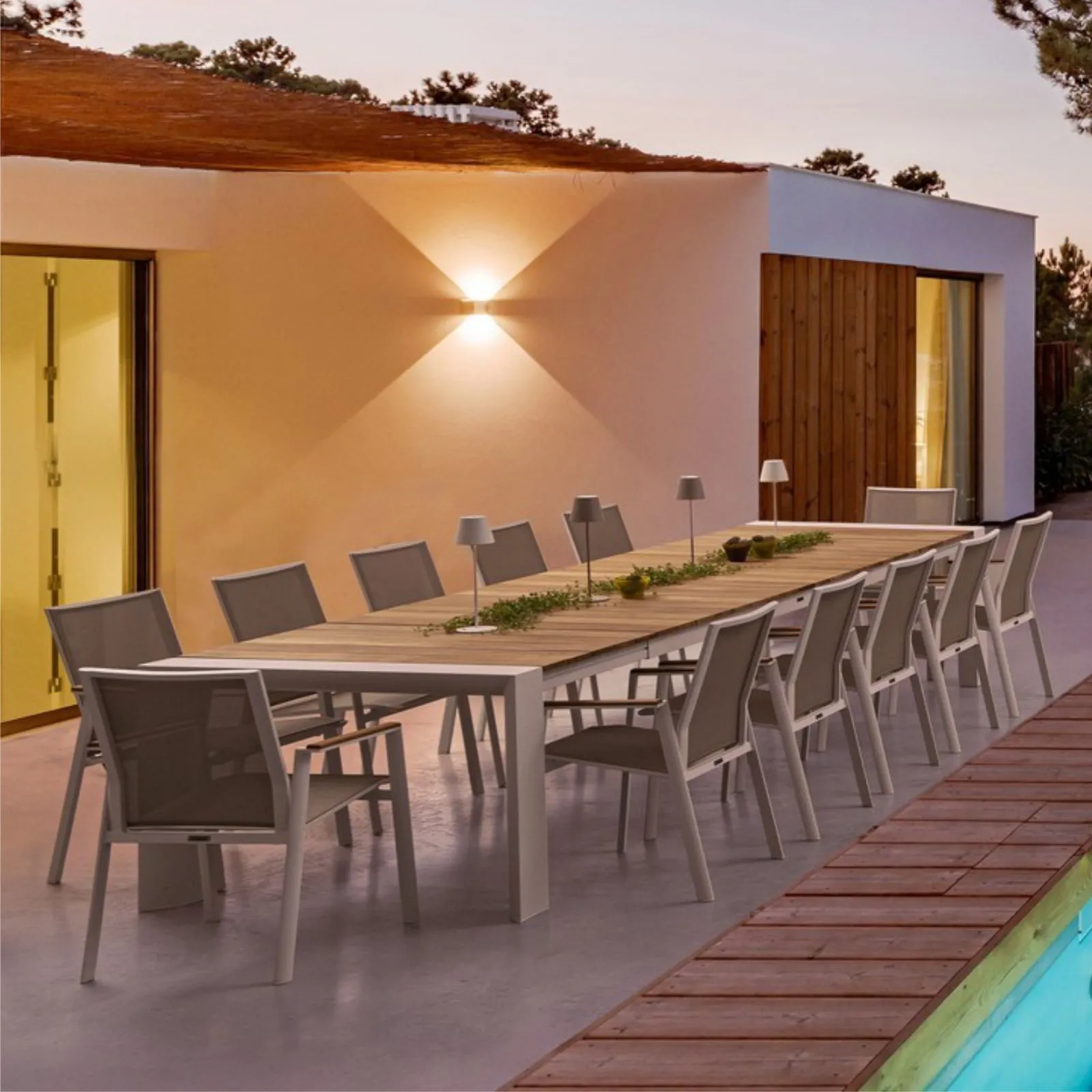 Zestaw Carmine stół rozkładany 228/294x100 i 10 krzeseł biały