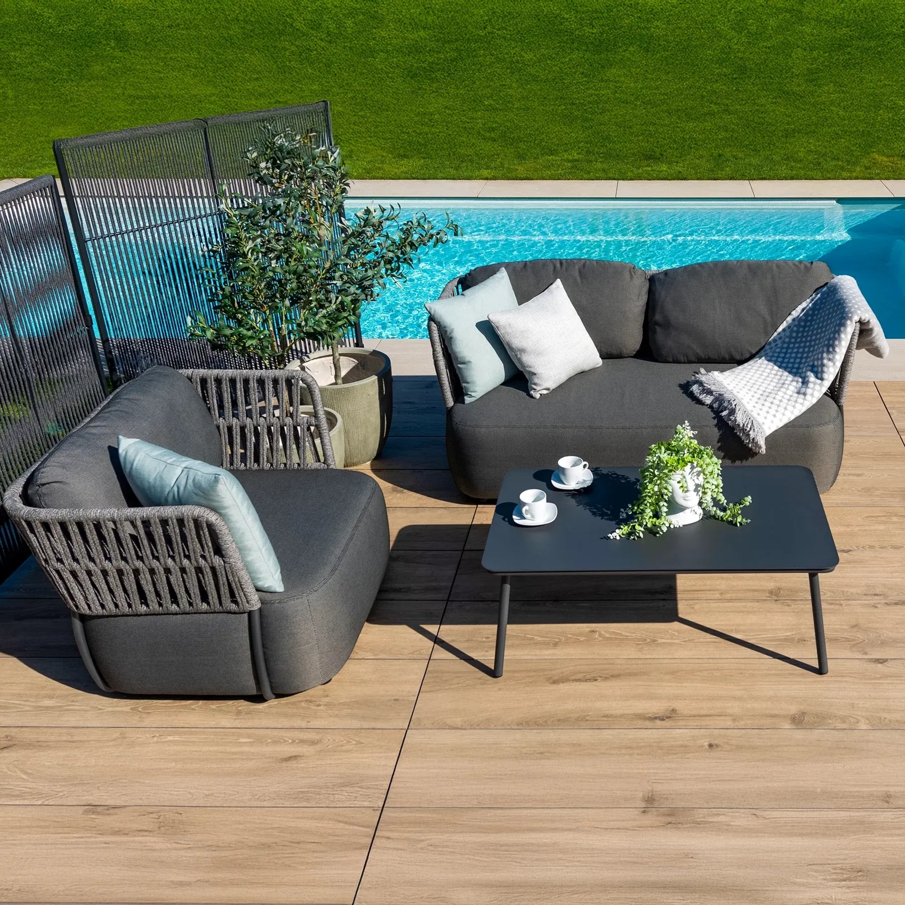 Zestaw mebli ogrodowych Porto sofa i dwa fotele antracytowy