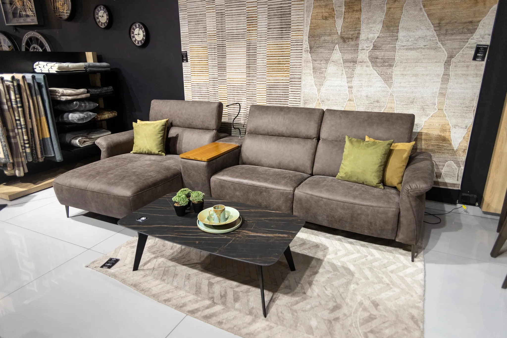 Nowoczesny narożnik Freesia Vero - wyprzedaż ekspozycji Homms