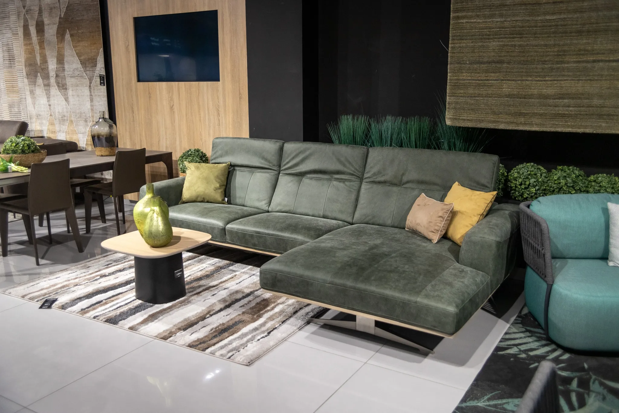 Nowoczesy narożnik Astro Vero - wyprzedaż ekspozycji Homms