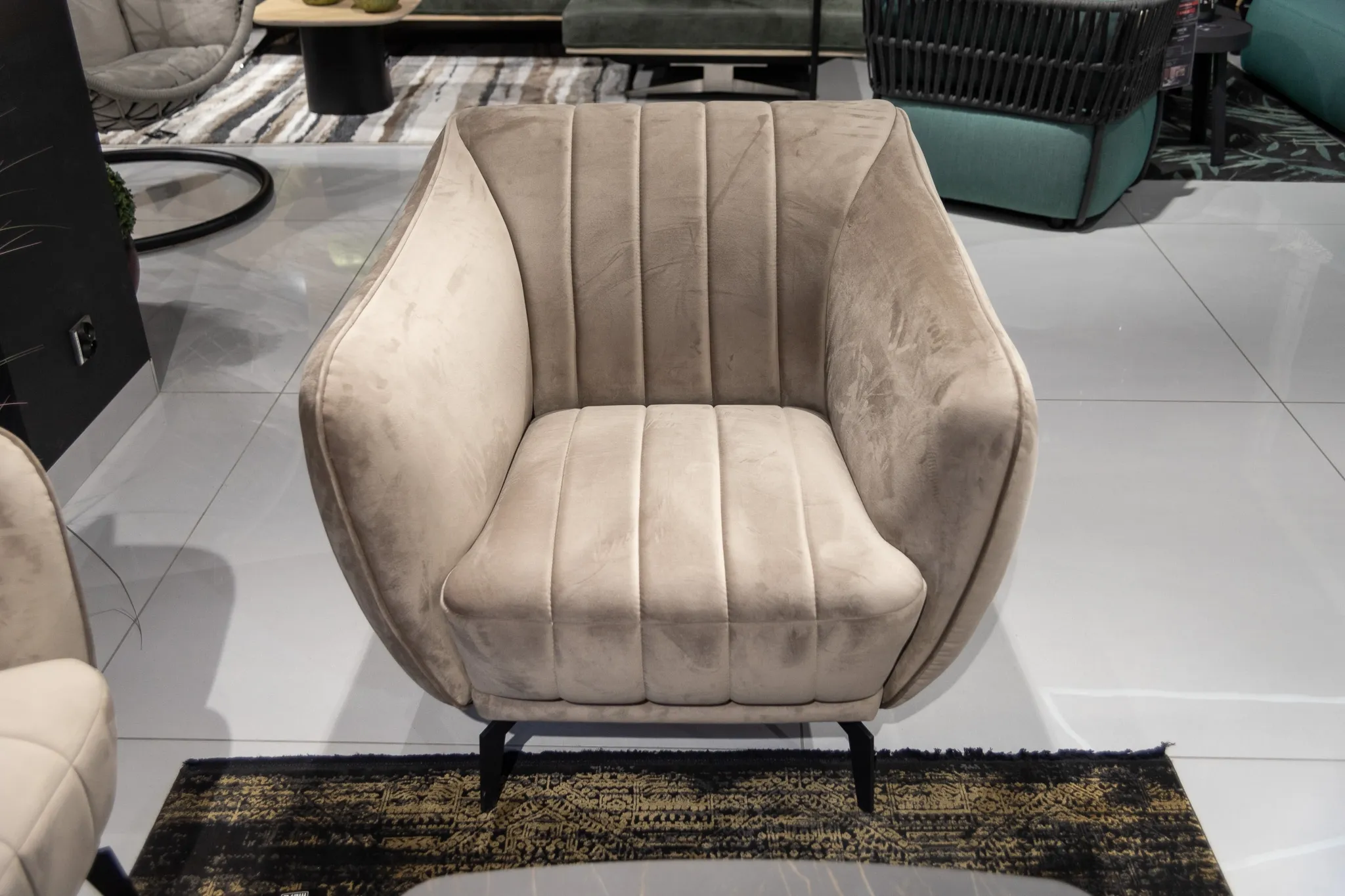 Fotel Flori Canvani - wyprzedaż ekspozycji Homms