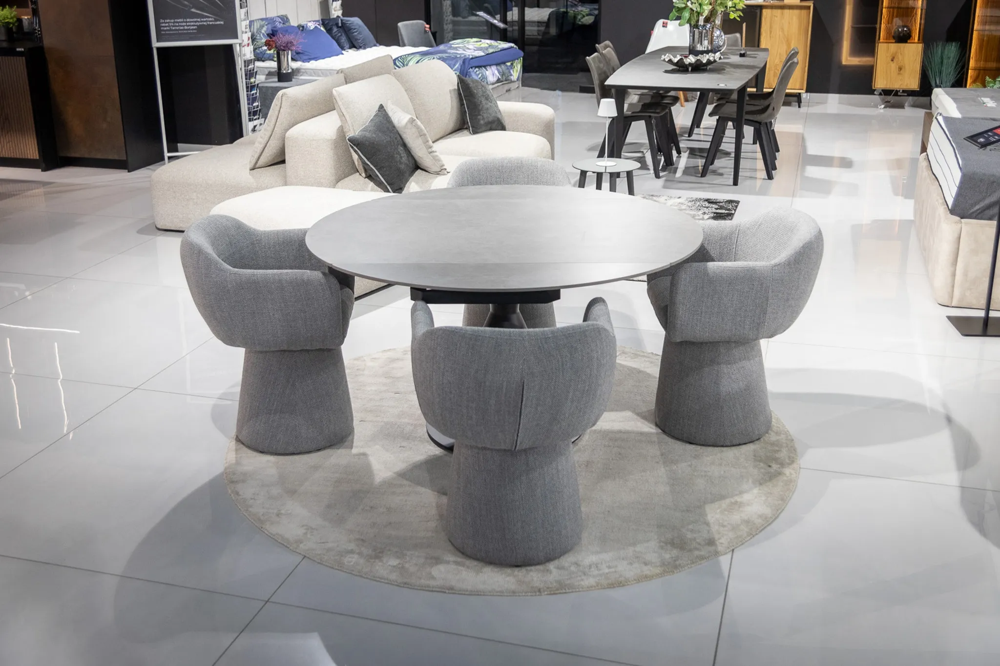 Stół Jakobetti luksusowy okrągły z rozkładanym blatem Ø135 cm - wyprzedaż ekspozycji Homms