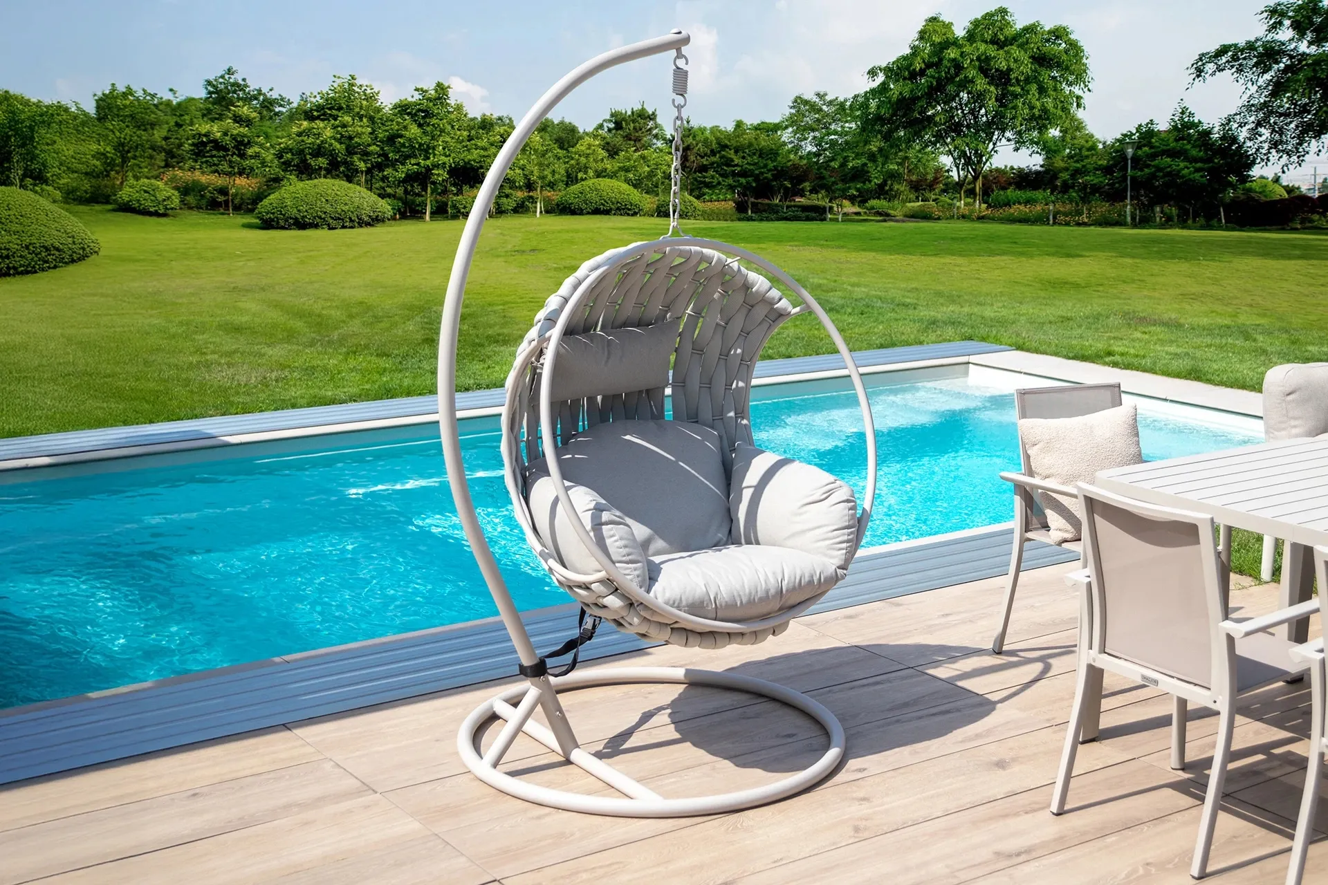 Bolzano Granata Fotel wiszący - huśtawka 107x113 beżowy stal