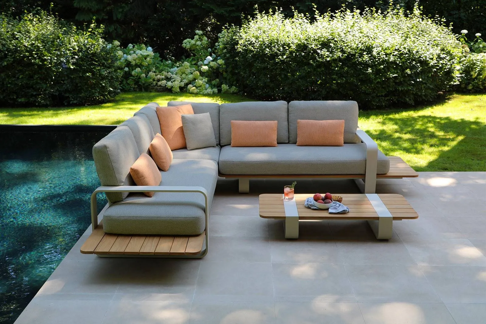 Zestaw mebli ogrodowych z drewnem teakowym DOX  270x270 Zumm biały